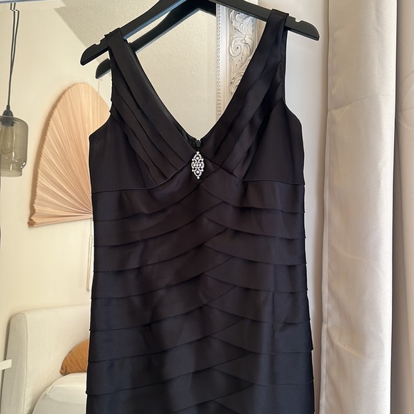 Black Formal Dress - Picture 3 of 8